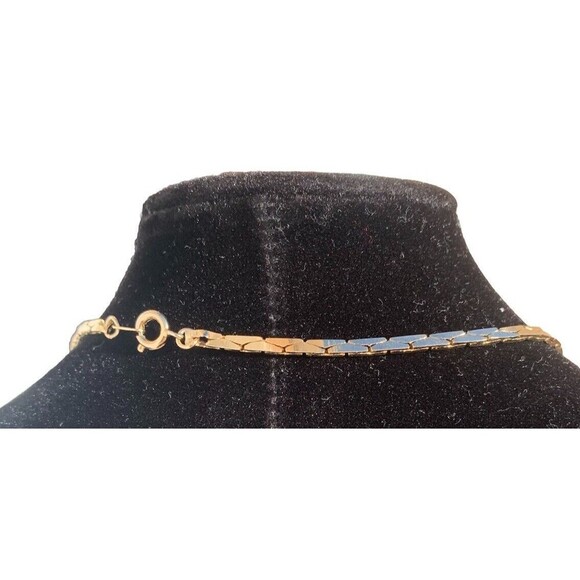 Women’s Snake Chain Gold Plated Necklace Retro Signed KOREA - Picture 4 of 6